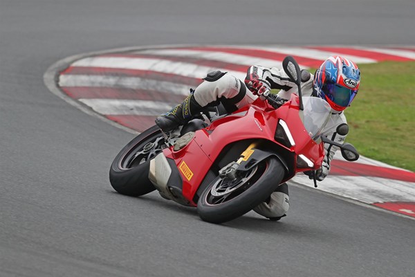 Pirelli Diablo Rosso Corsa II Test 2018