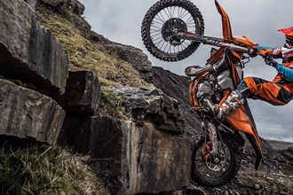 DIE KTM-EXC-REIHE DES MODELLJAHRES 2019 IST DA! DIE KTM-EXC-REIHE DES MODELLJAHRES 2019 IST DA!