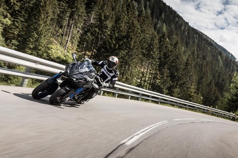 Yamaha Niken Test 2018 Yamaha Niken Test 2018