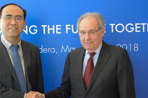 Piaggio Group und Foton Motor Group unterzeichnen Vertrag