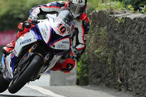 Dunlop bei der Isle of Man TT auf Rekordjagd