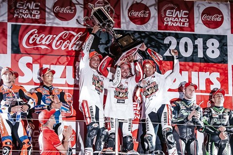 Honda France wird auf Bridgestone Reifen Weltmeister Honda France wird auf Bridgestone Reifen Weltmeister