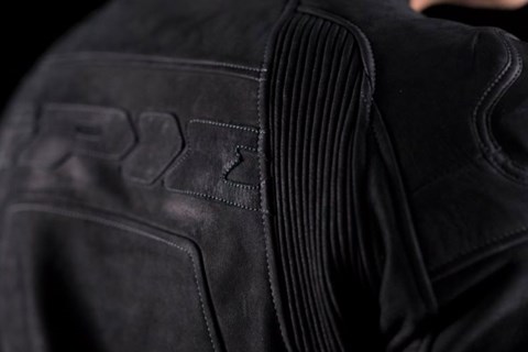 EVOTOURER - SPIDIs neue Lederjacke für Cruiser und Tourer