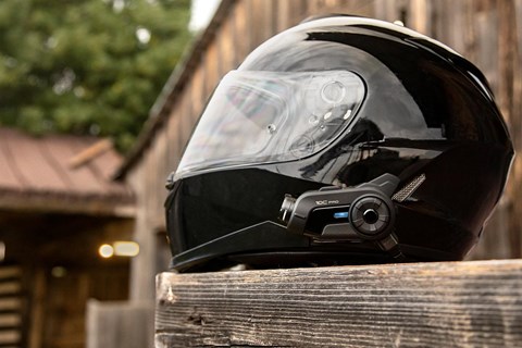 Sena präsentiert das 10C Pro