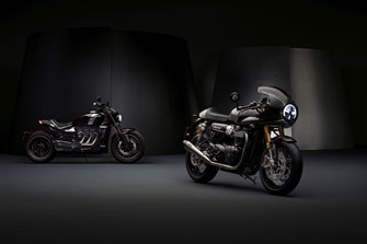 Neue Triumph Rocket und Thruxton TFC 2019! Neue Triumph Rocket und Thruxton TFC 2019!