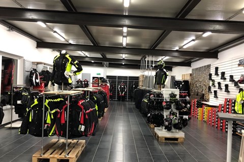 Neueröffnung: BÜSE Megastore bei MoTour