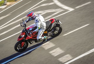 Ducati Hypermotard 950 / SP Test 2019