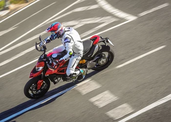 Ducati Hypermotard 950 / SP Test 2019 Ducati Hypermotard 950 / SP Test 2019