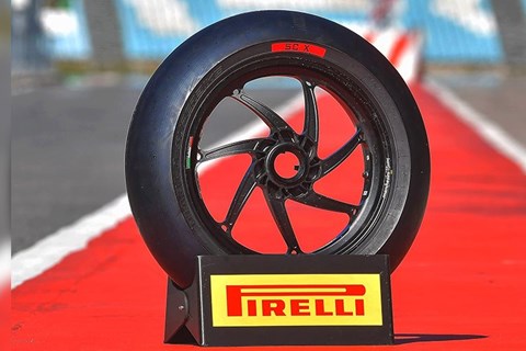 Pirelli DIABLO Rennstreckenreifen 2019