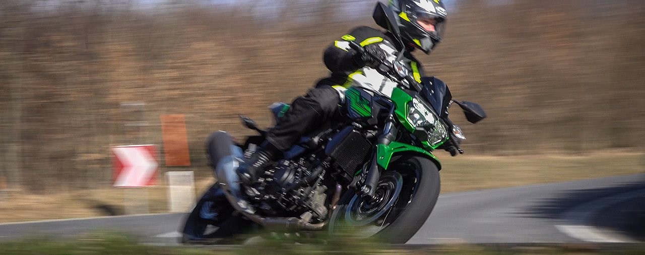 Kawasaki Test - Erfahrungsbericht zum A2 Naked Bike