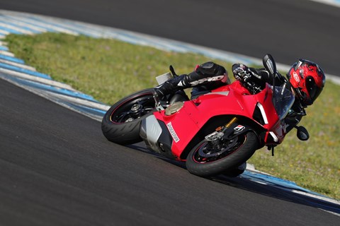 Bridgestone S22 Test