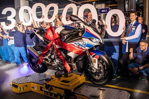 Drei Millionen BMW Motorräder in 50 Jahren