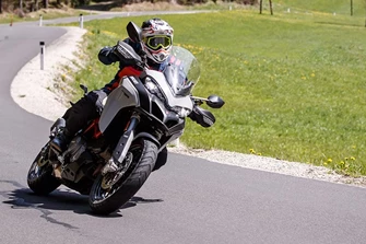 Reiseenduro Vergleichstest 2019 Ducati Multistrada 950 S Reiseenduro Vergleichstest 2019 Ducati Multistrada 950 S