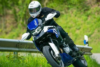 BMW F 850 GS Supermoto BMW F 850 GS Supermoto
