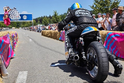 Triumph verlost vier Startplätze beim Glemseck 101