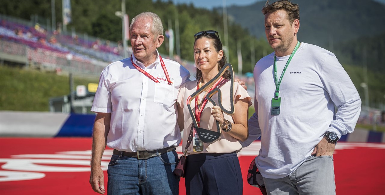 Motorsport-Königsklasse startet in die "Niki Lauda Kurve"