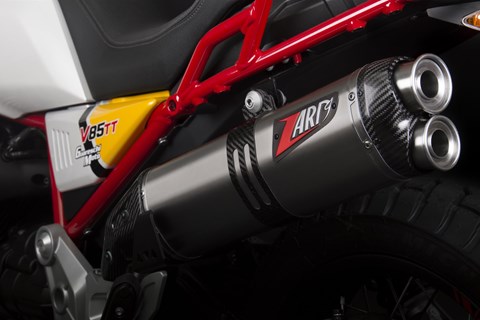 Zard Auspuff für die Moto Guzzi V85 TT