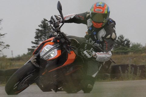 Geile Pneus auf 125ern Test 2019 – Dunlop im 3er-Pack!