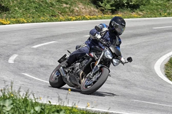 Triumph Street Triple RS Test in den Alpen Triumph Street Triple RS Test in den Alpen