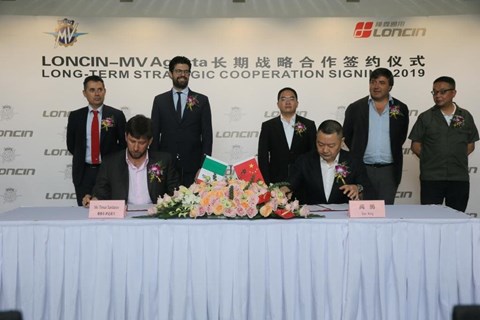 MV Agusta mit Partner aus China