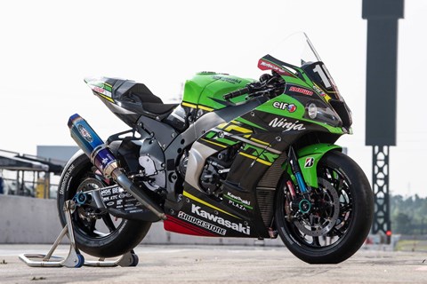 Kawasaki ZX-10RR EWC Motorrad