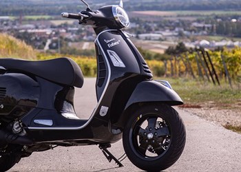 Vespa GTS 300 hpe SuperTech Test