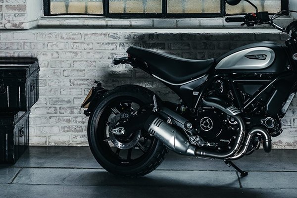 Ducati Scrambler 800 2020 – neue Icon Dark als Einstieg