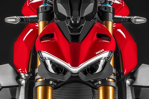 Ducati Streetfighter V4 2020 - Next Level Naked Bike 