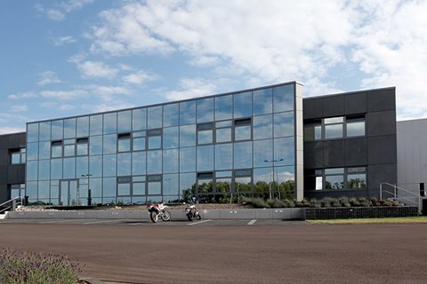 SW-MOTECH startet Vertriebspartnerschaft mit Parts Europe