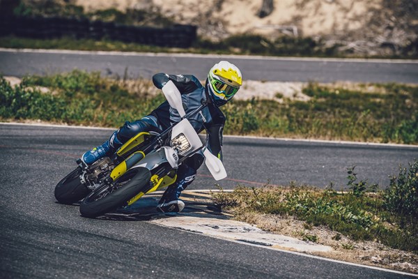 Husqvarna 701 Enduro und Supermoto 2020