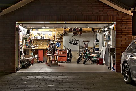 Customizing-Wettbewerb Triumph Custom Aces - es geht voran