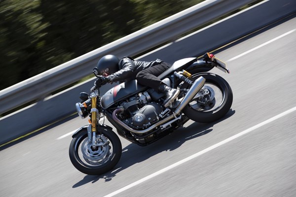 Triumph Thruxton RS Test