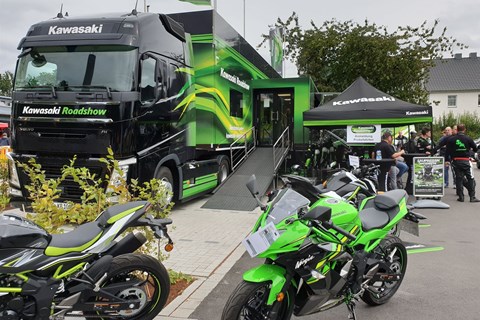 Kawasaki Roadshow sammelt Spenden für MEHRSi
