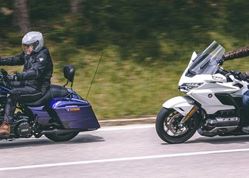 Harley-Davidson Road Glide Special vs. Honda Gold Wing Tour DCT