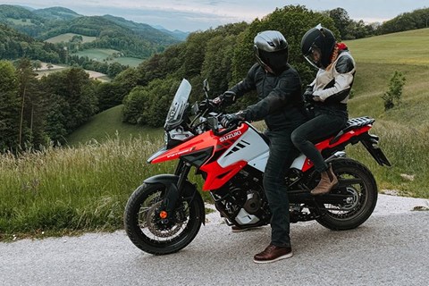 Suzuki V-Strom 1050 XT - Erster Test mit Sozius 2020