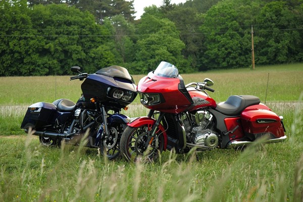 Indian Challenger vs. Harley-Davidson Road Glide Test 2020