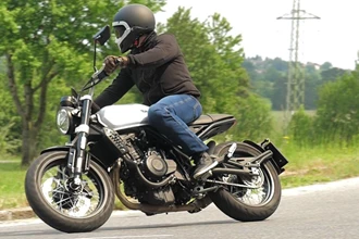 Brixton Crossfire 500 - Erster Test 2020 Brixton Crossfire 500 - Erster Test 2020