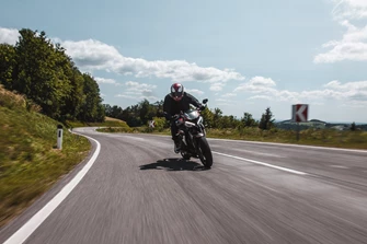 Triumph Street Triple RS Landstraßentest 2020 Triumph Street Triple RS Landstraßentest 2020