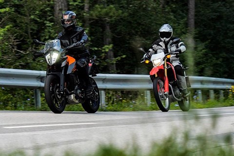 KTM 390 Adventure vs. Honda CRF250L Vergleich 2020
