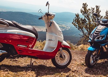 Peugeot Django 125 vs. Speedfight 125 Vergleich 2020 Peugeot Django 125 vs. Speedfight 125 Vergleich 2020