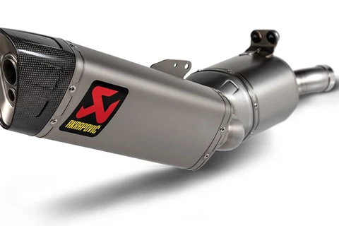 Akrapovic Slip-On für BMW F 900 R und F 900 XR Akrapovic Slip-On für BMW F 900 R und F 900 XR