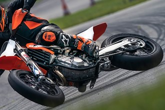 Neue KTM 450 SMR 2021 Neue KTM 450 SMR 2021