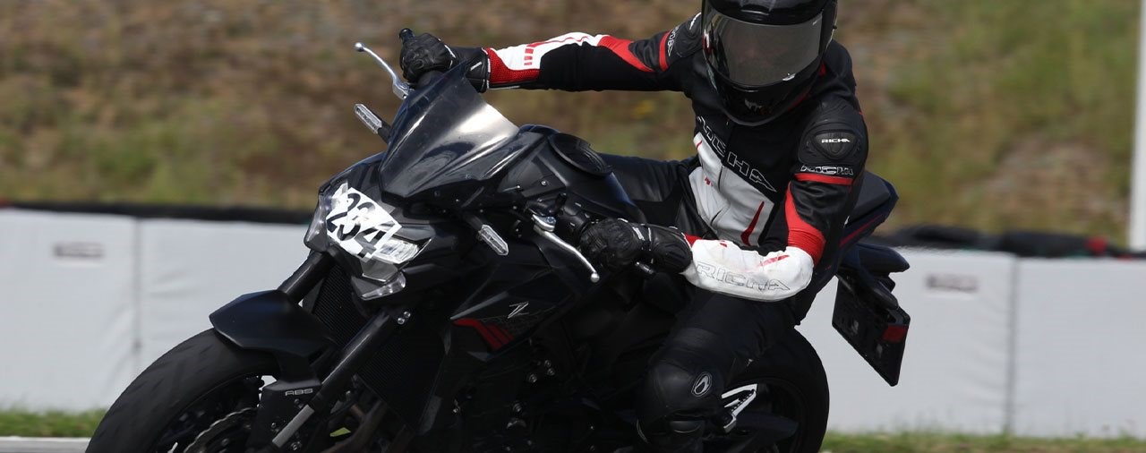 Das erste Mal Rennstrecke - Mit der Z900 am MotoGP-Racetrack
