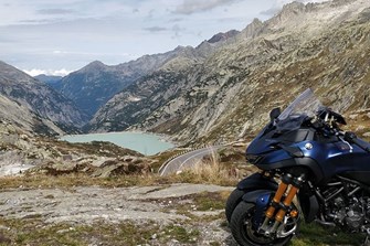 In den Alpen mit der Yamaha Niken GT - Schweiz Motorrad-Tour Pt.3