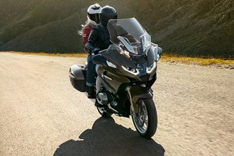 Neue BMW R 1250 RT 2021 mit 10,25 Zoll TFT-Display! Neue BMW R 1250 RT 2021 mit 10,25 Zoll TFT-Display!