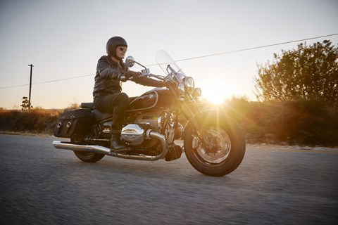 BMW R 18 Classic 2021 - das Dickschiff geht auf Tour BMW R 18 Classic 2021 - das Dickschiff geht auf Tour