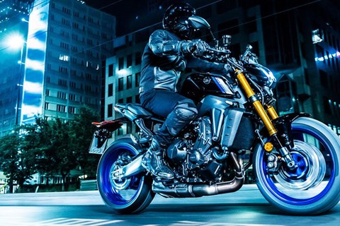 Yamaha MT-09 SP 2021 - the fast side of Japan
