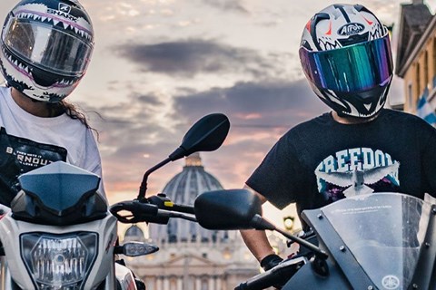 Exklusiver Zutritt zu Ridingangels-Kollektion mit 1000PS