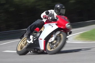 MV Agusta Superveloce 800 Test 2020 MV Agusta Superveloce 800 Test 2020