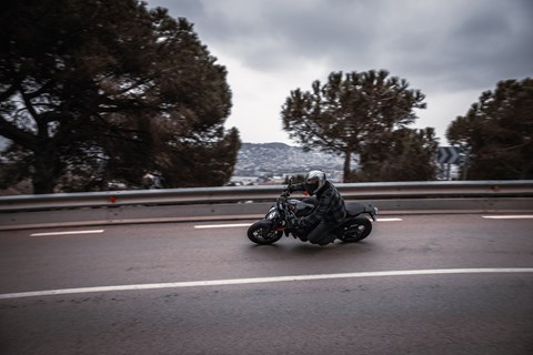 KTM 890 Duke 2021 - Erster Test des neuen Mittelklasse Nakeds KTM 890 Duke 2021 - Erster Test des neuen Mittelklasse Nakeds